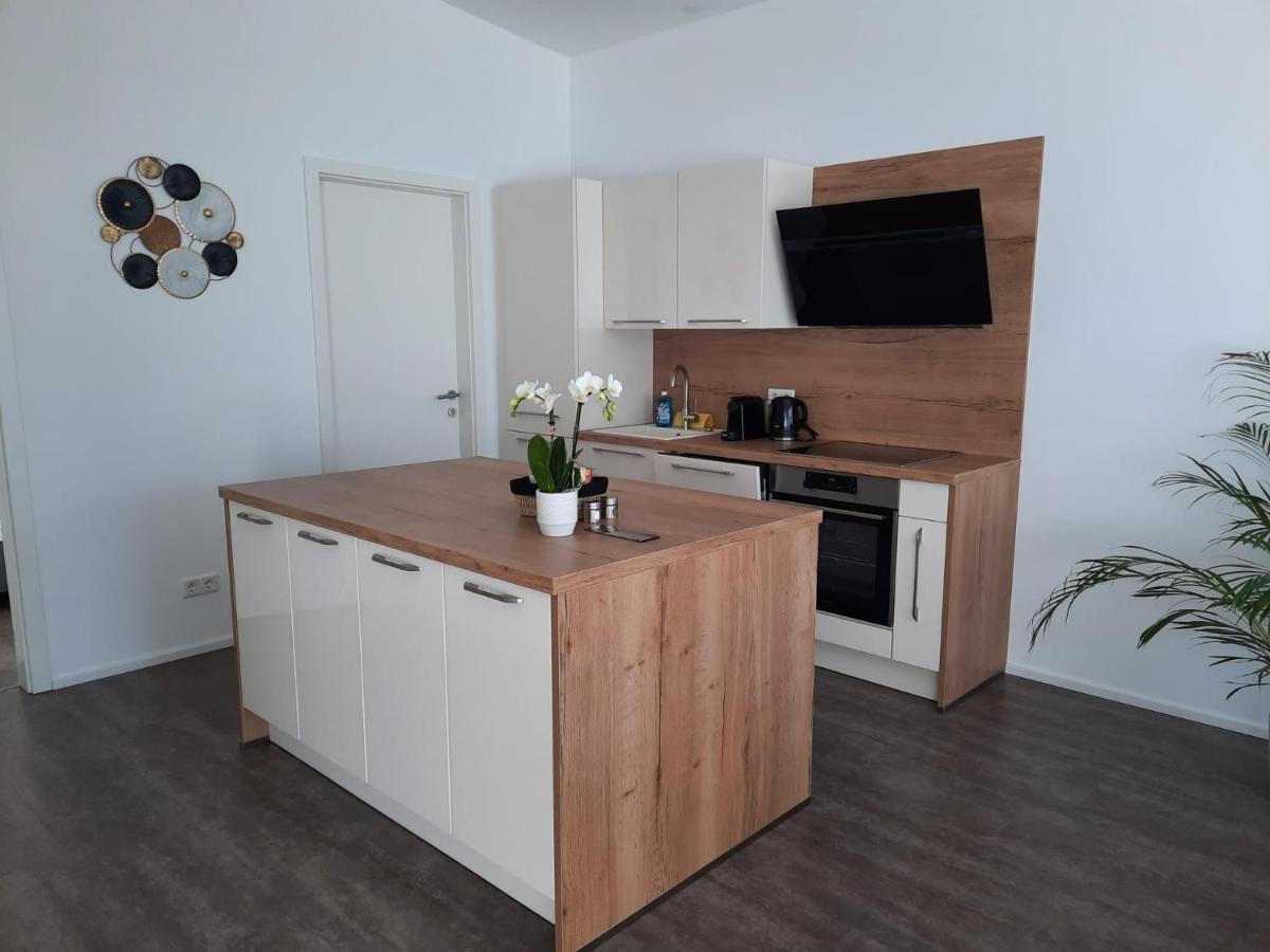Ferienwohnungen Winzergasse Пурбах-ам-Нойзидлер-Зе Экстерьер фото